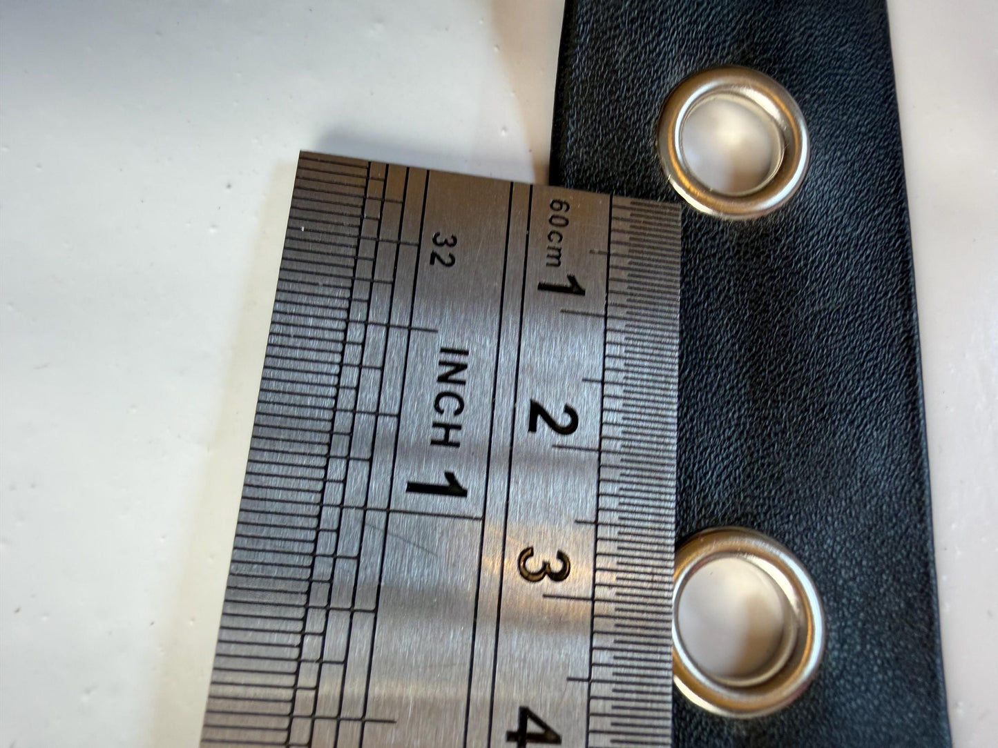 3cm Wide Faux Leather Eyelet tape, 1.2cm Eyelets, Sewing, Crafts, Bags, Clothing