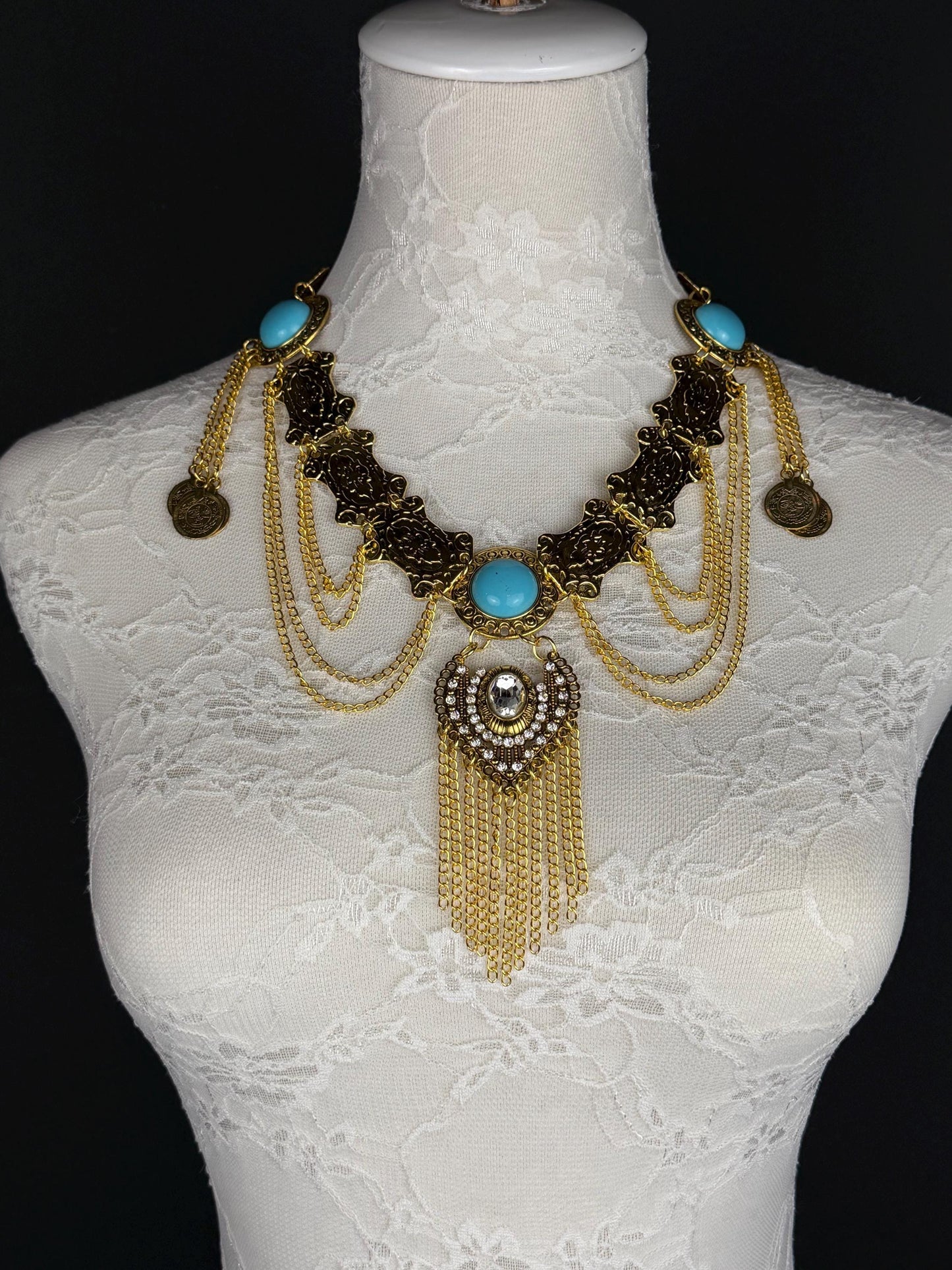 Necklace, Vintage Style, Antique Gold, Blue stone necklace