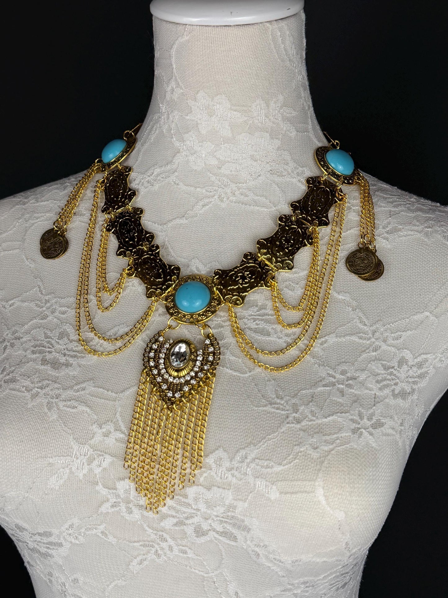 Necklace, Vintage Style, Antique Gold, Blue stone necklace