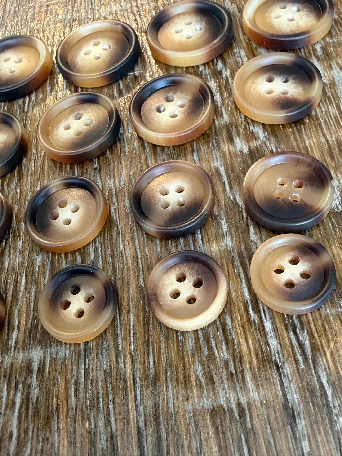 6 pcs Buttons, Polyester Mock Horn Design Buttons, 4 Sizes