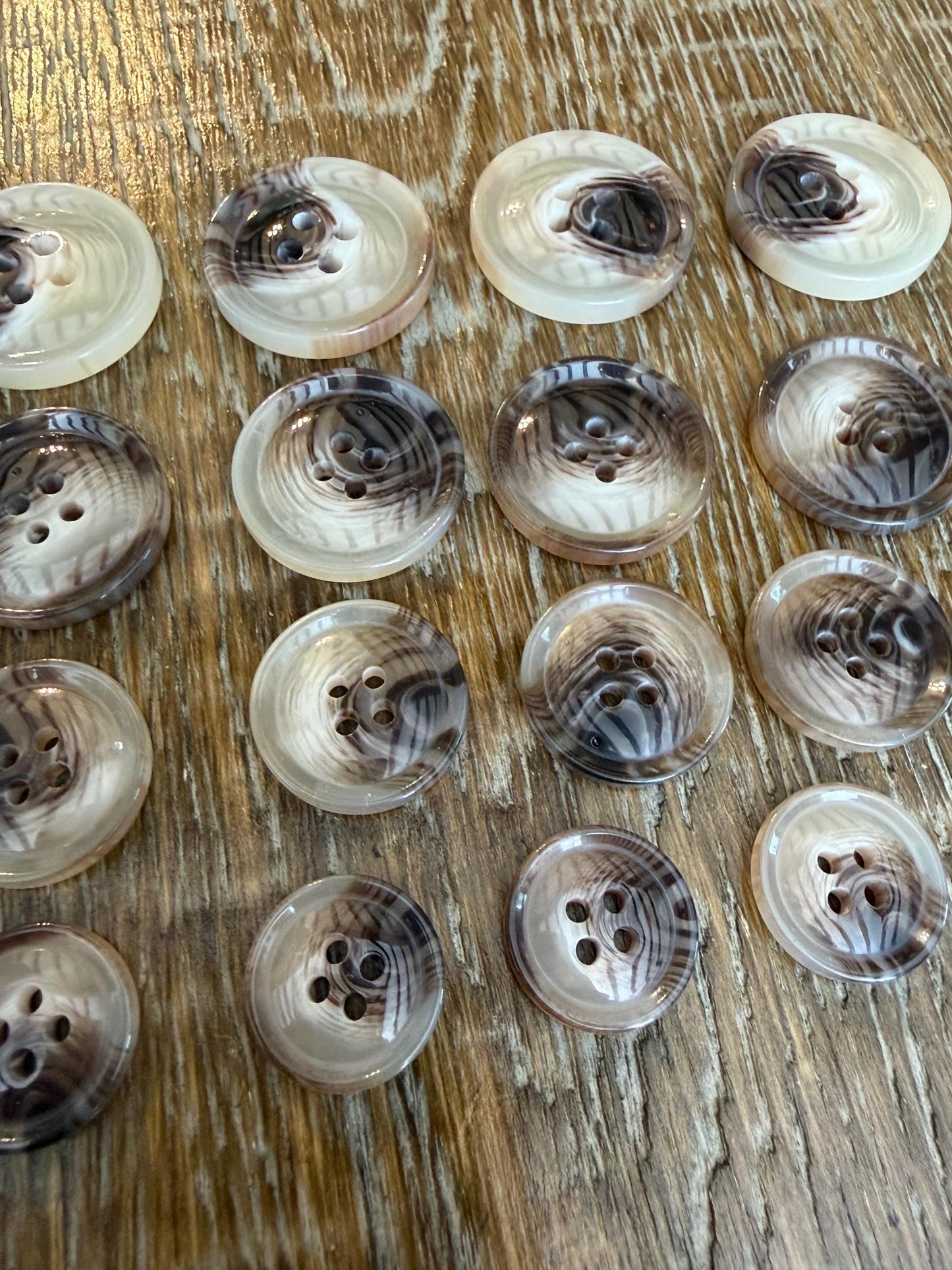 6 pcs Buttons, Mock Horn Design Shiny Buttons, 4 Sizes