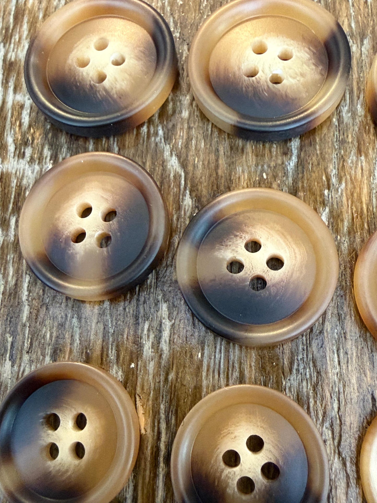 6 pcs Buttons, Polyester Mock Horn Design Buttons, 4 Sizes
