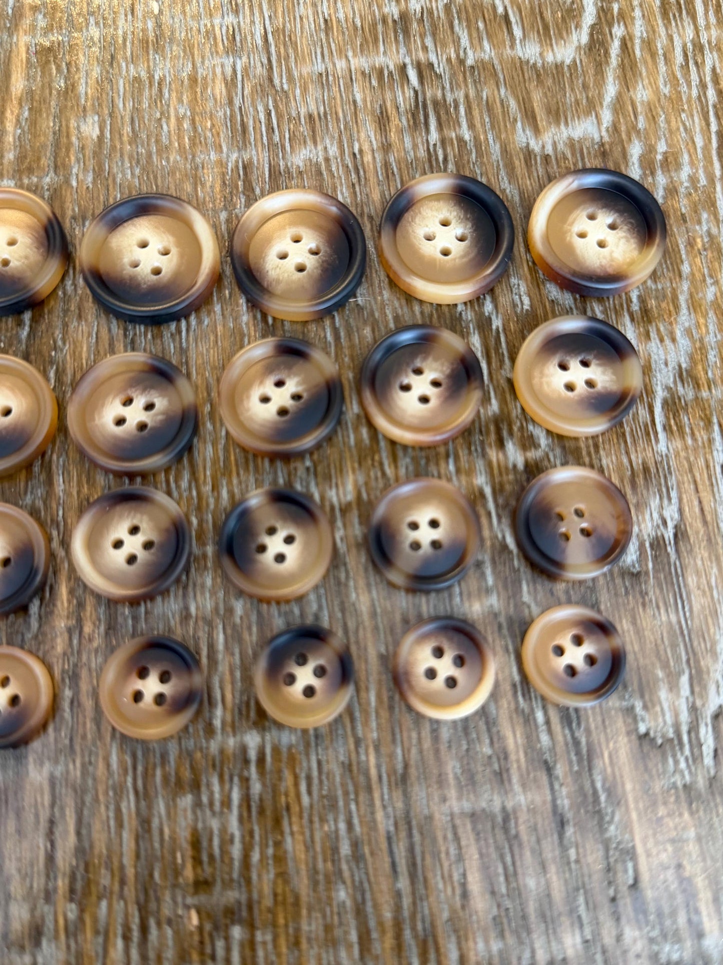 6 pcs Buttons, Polyester Mock Horn Design Buttons, 4 Sizes