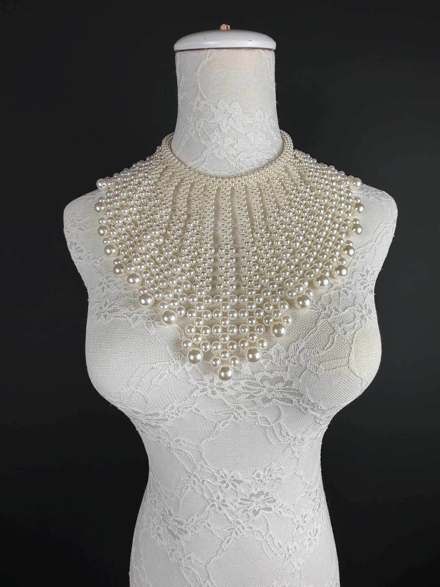 Pearl Necklace, Pearls, Vintage style necklace
