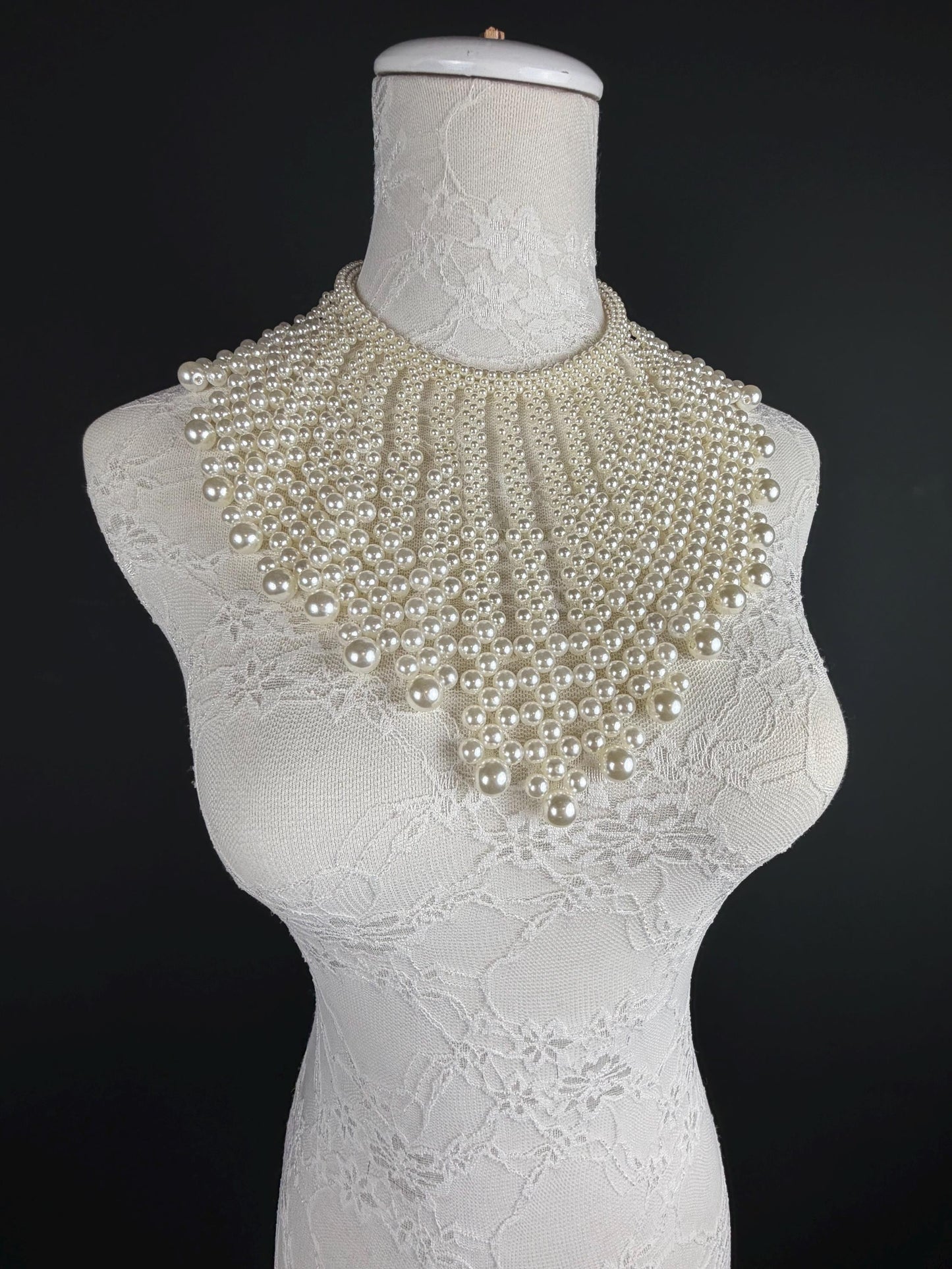 Pearl Necklace, Pearls, Vintage style necklace