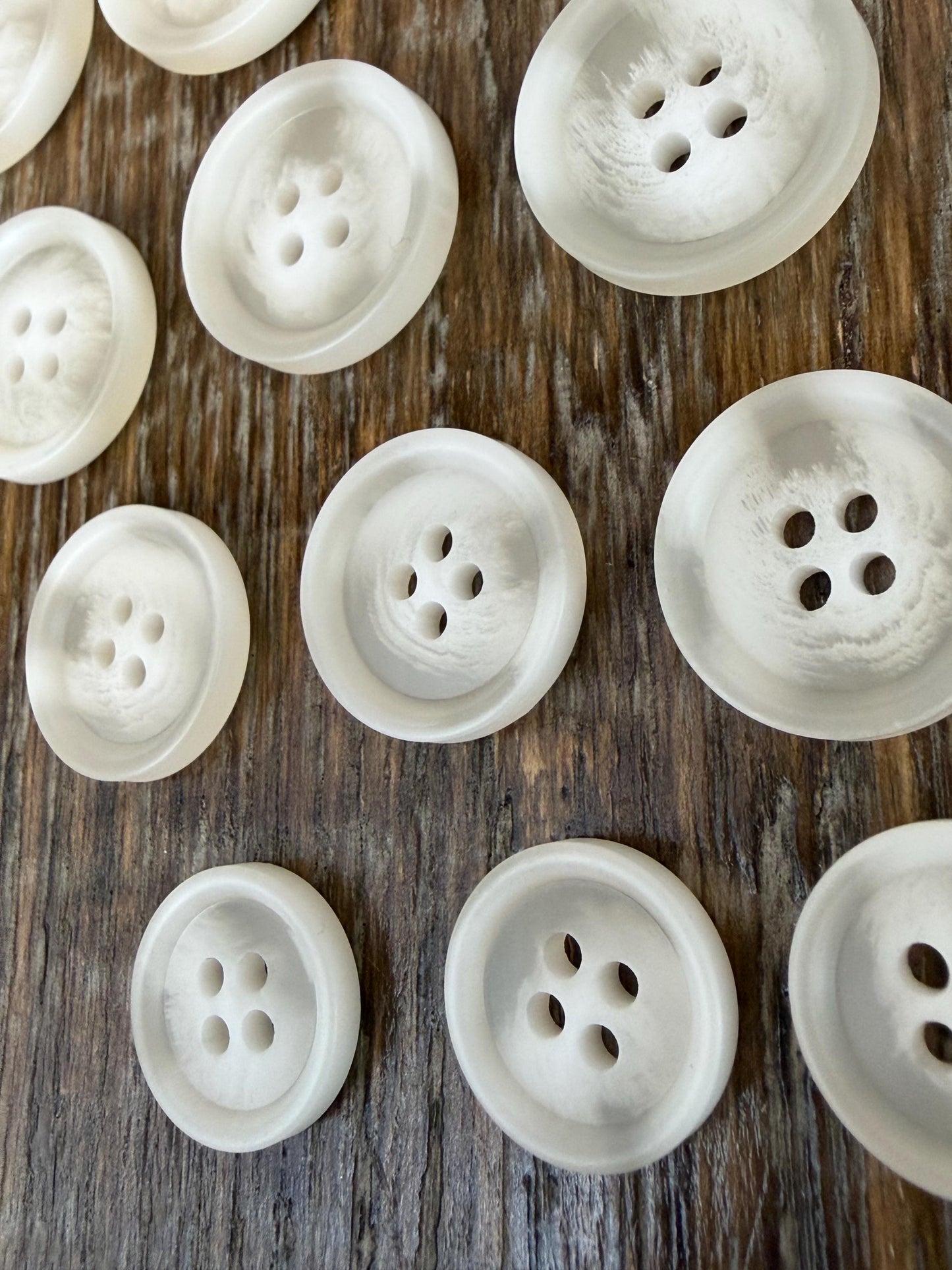 6 pcs Buttons, Cream Polyester Mock Horn Design Buttons, 4 Sizes