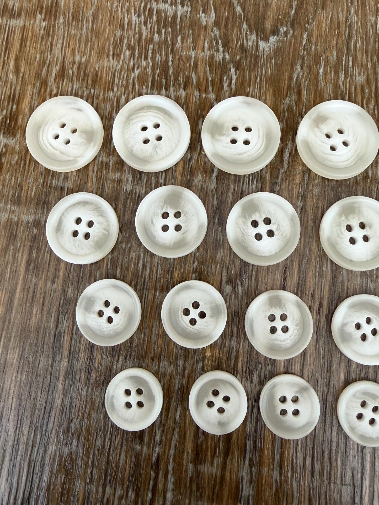 6 pcs Buttons, Cream Polyester Mock Horn Design Buttons, 4 Sizes