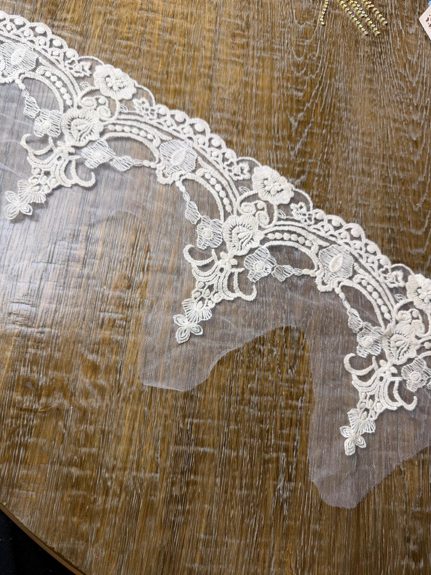 Lace Trim, 5.5”, 16.5cm Wide Lace, Coloumn Design Lace, High Quality, Dense, Dresses, Tops, Lace