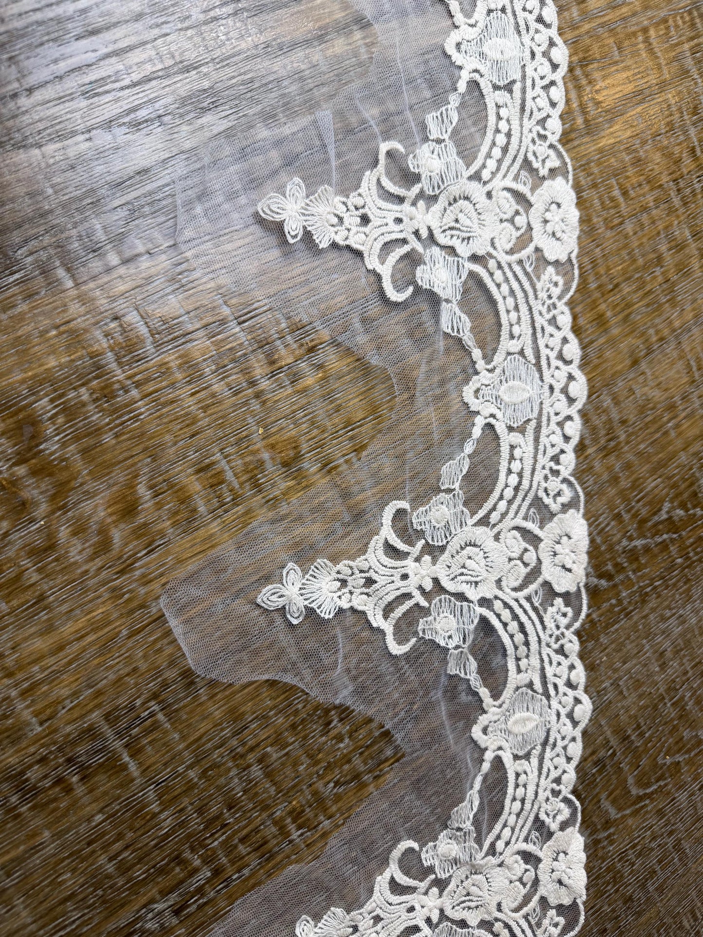 Lace Trim, 5.5”, 16.5cm Wide Lace, Coloumn Design Lace, High Quality, Dense, Dresses, Tops, Lace