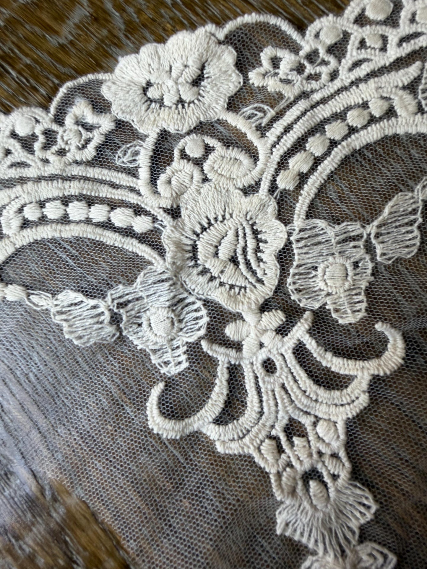 Lace Trim, 5.5”, 16.5cm Wide Lace, Coloumn Design Lace, High Quality, Dense, Dresses, Tops, Lace