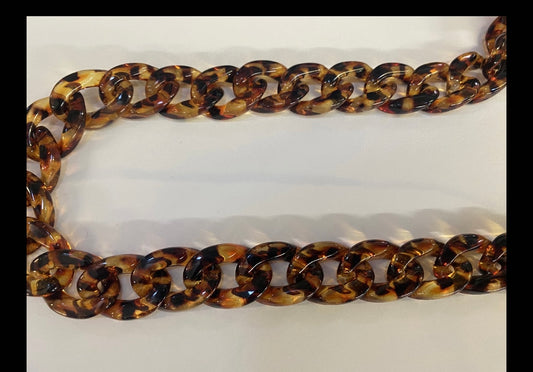 Tortoiseshell chain belt