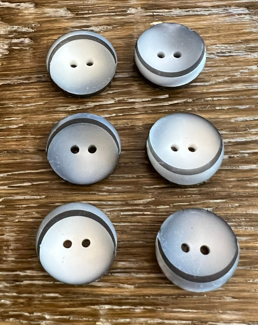 18mm Grey Dipped Button (28L)