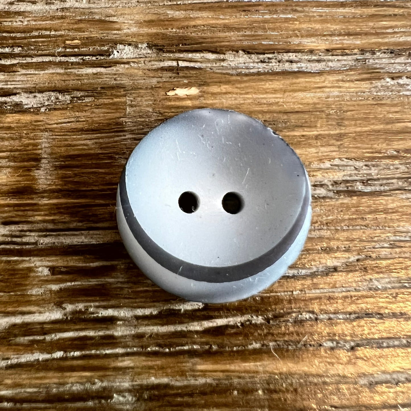 18mm Grey Dipped Button (28L)