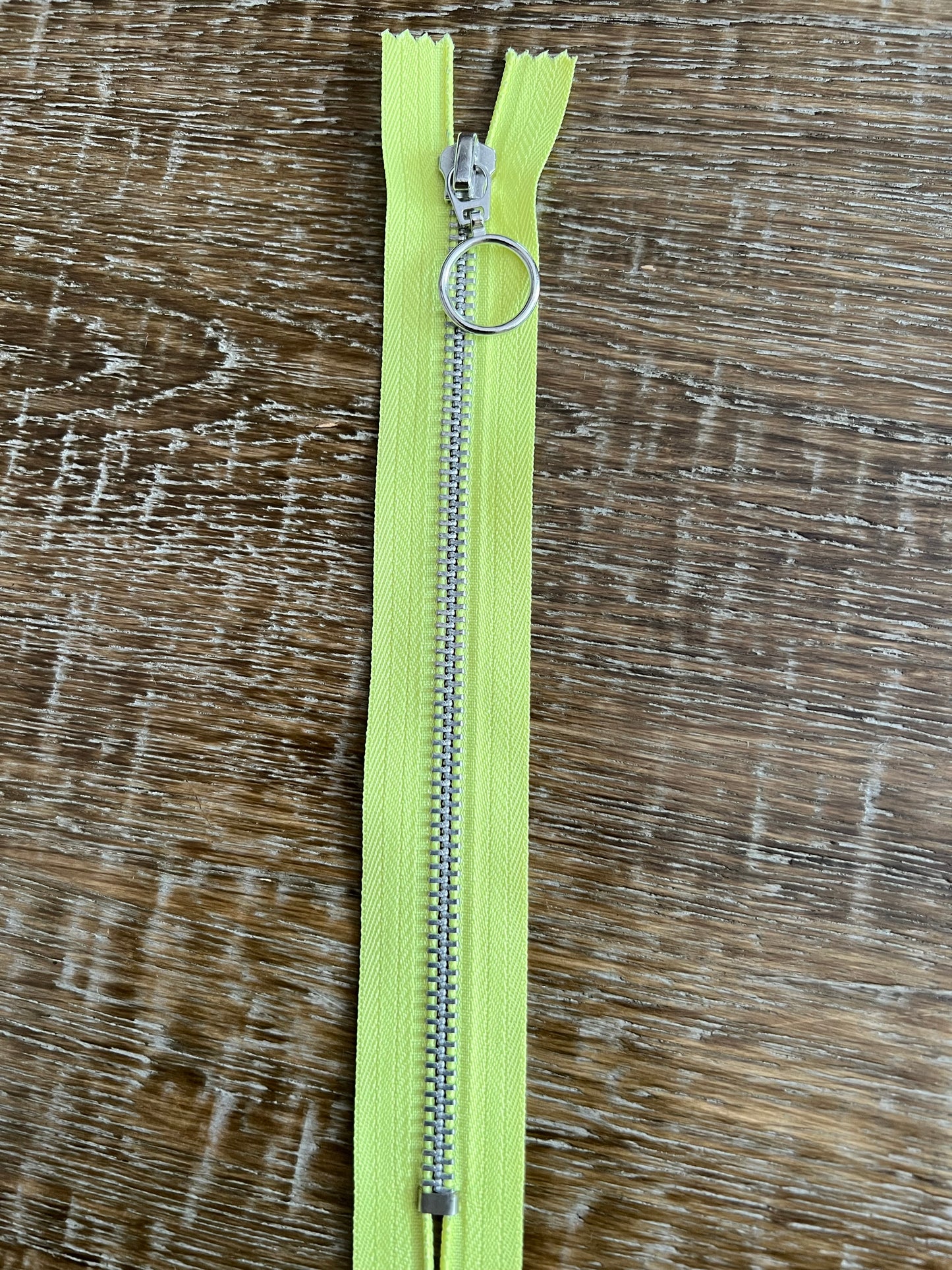 7.5 inch Metal Ring Pull Closed End Zipper on Neon Tape