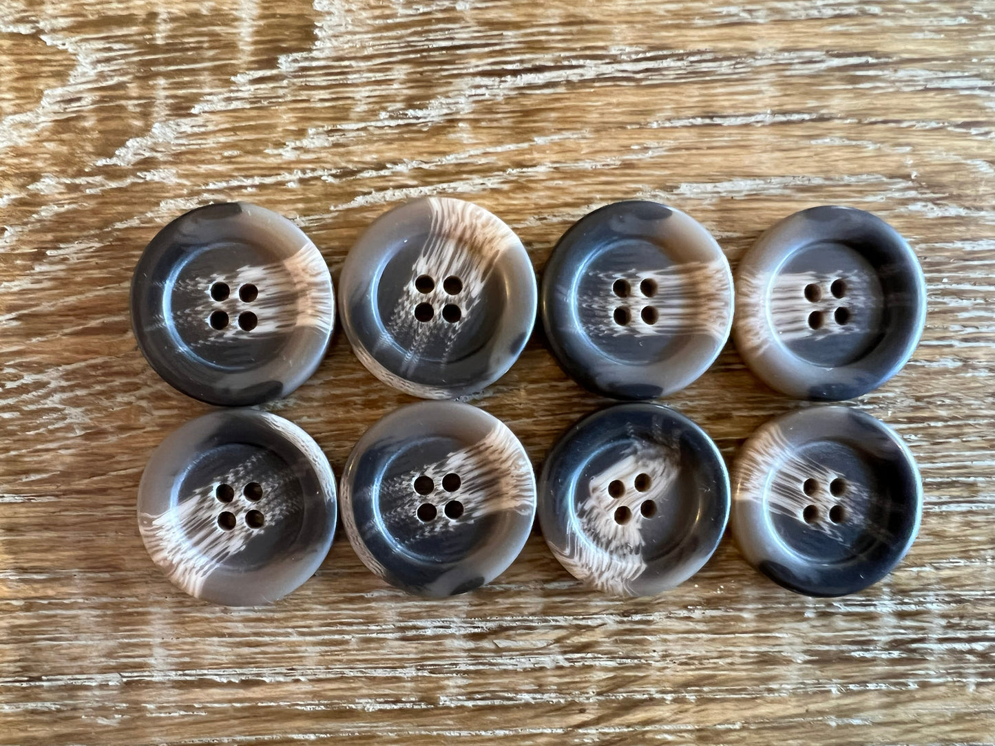 25mm Dark Tortoiseshell 4 Hole Button (40L)