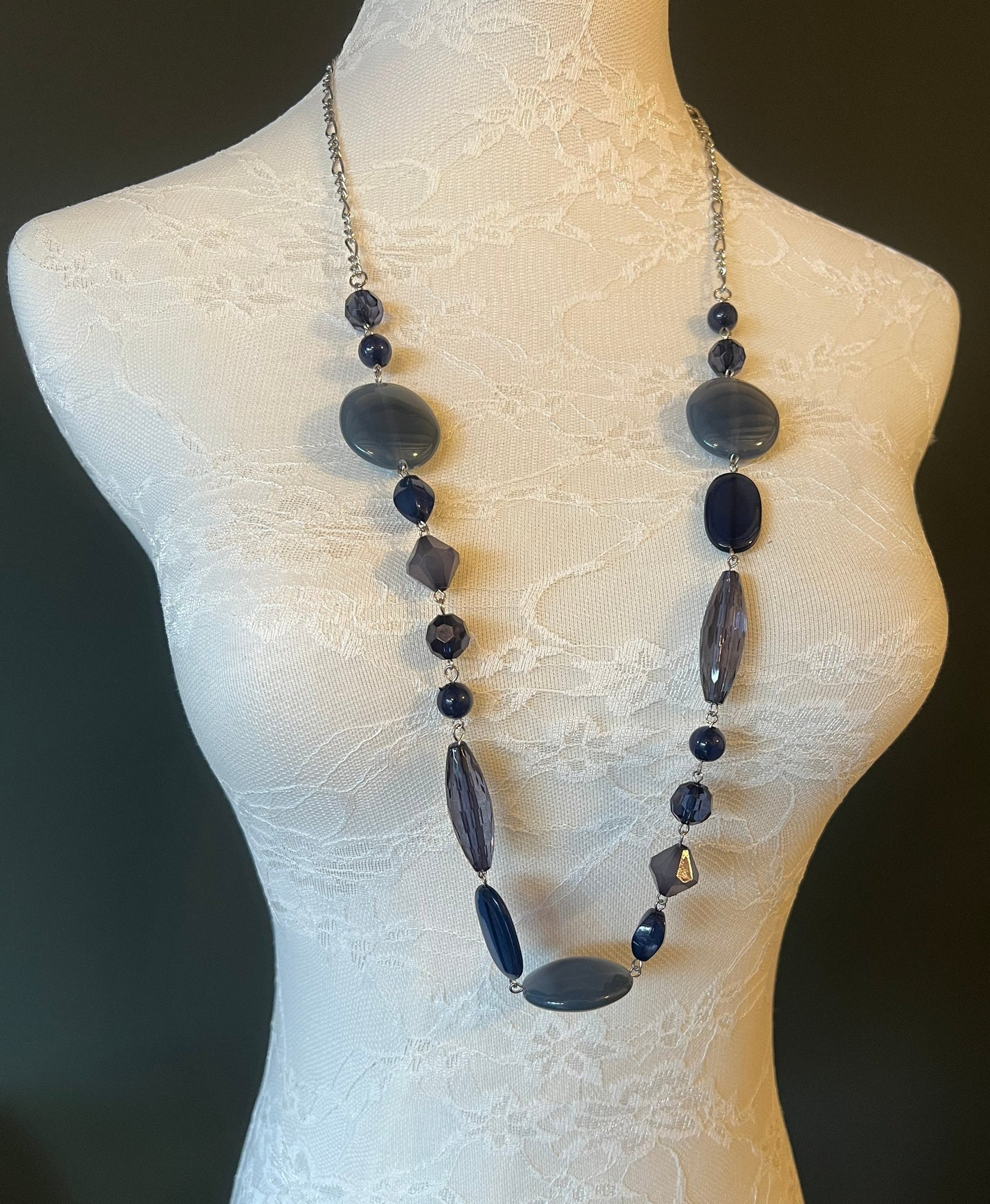 Misty Blue Grey Beaded Necklaceblue big bead