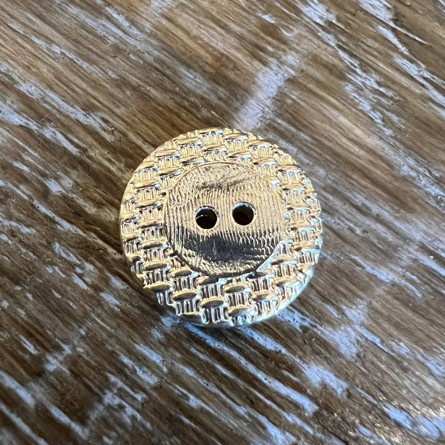 Gold Detailed Button 3 sizes