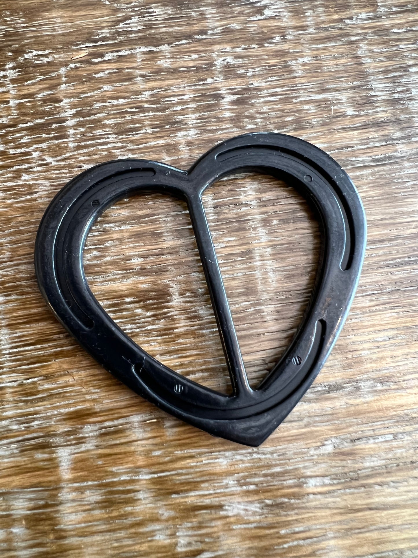 75mm Gloss Heart Buckle