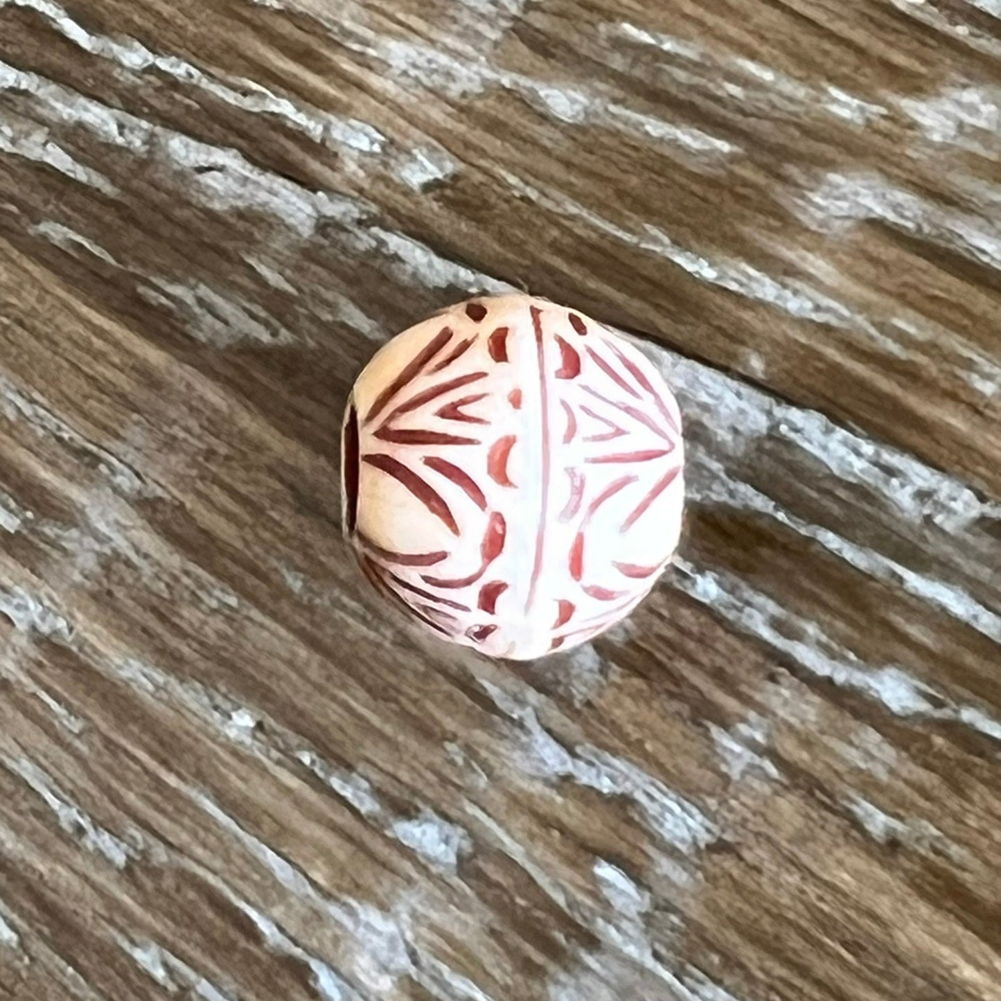 9mm Detailed Wood Effect Bead