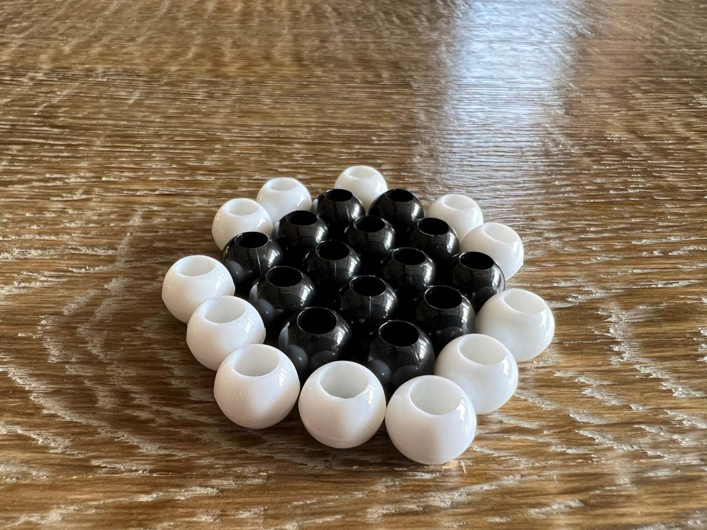 10mm Monochrome Beads