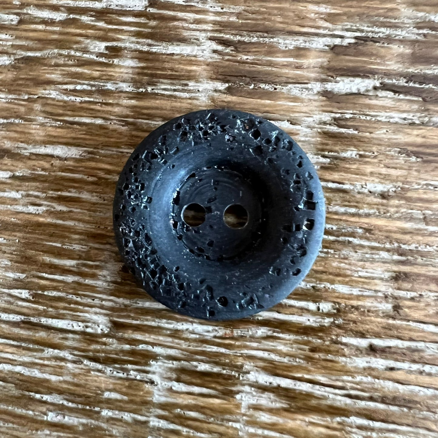 20mm Matt Black Stone Effect Button 34L