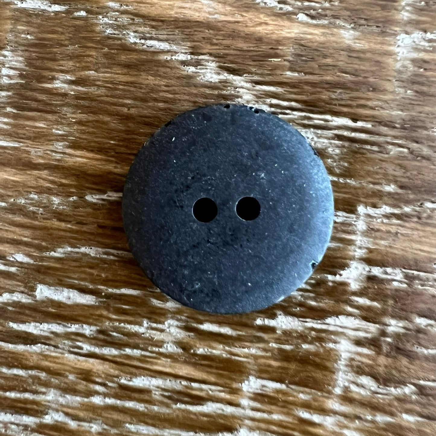 20mm Matt Black Stone Effect Button 34L