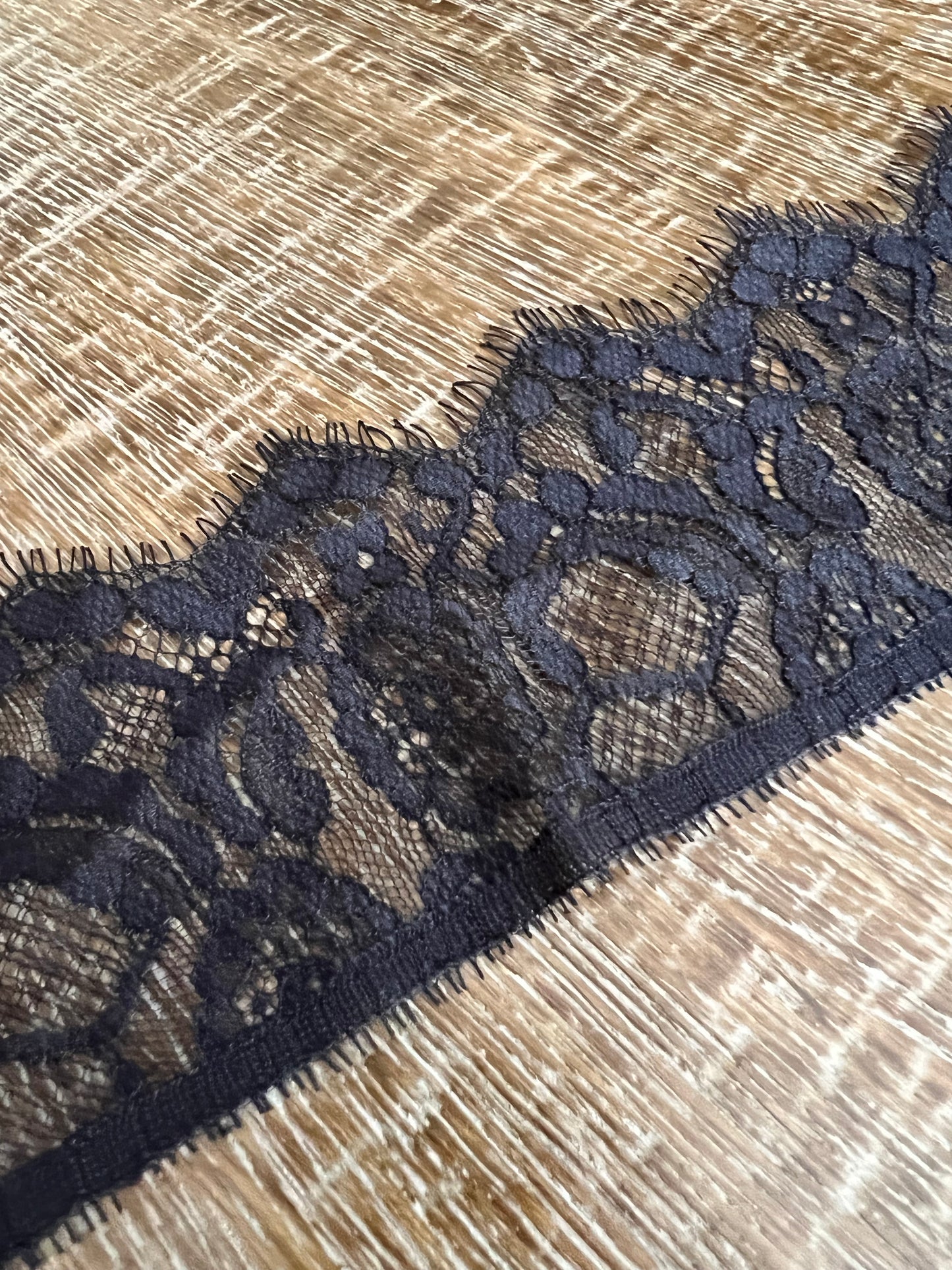 8.5cm Black Eyelash Lace