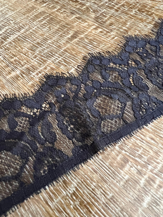 8.5cm Black Eyelash Lace