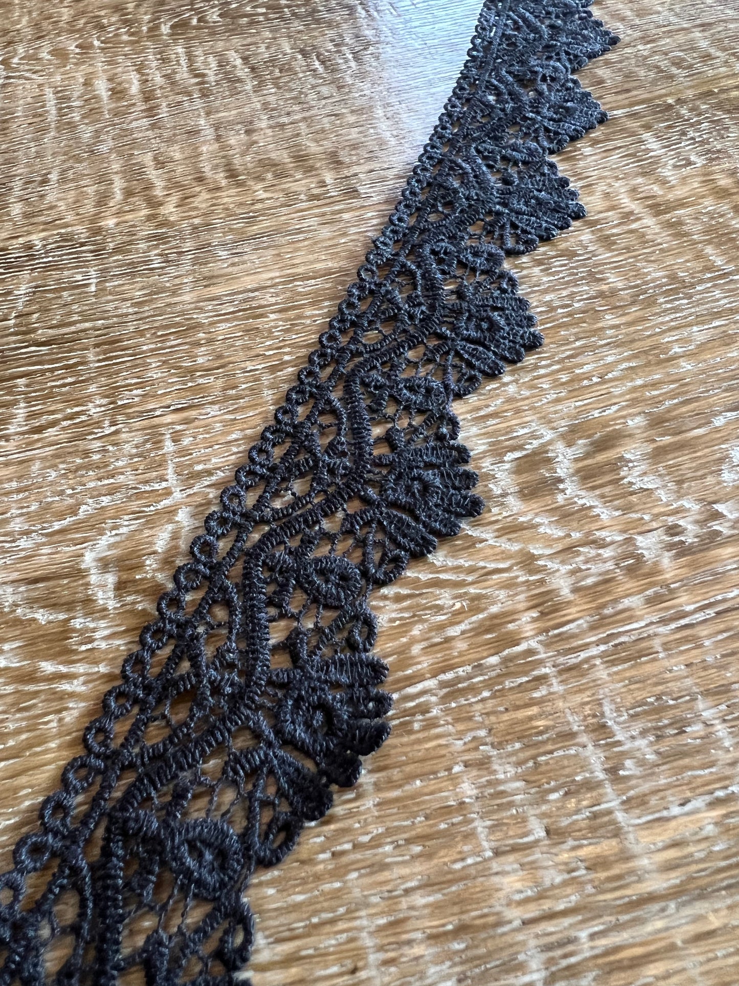 Crochet Effect Lace