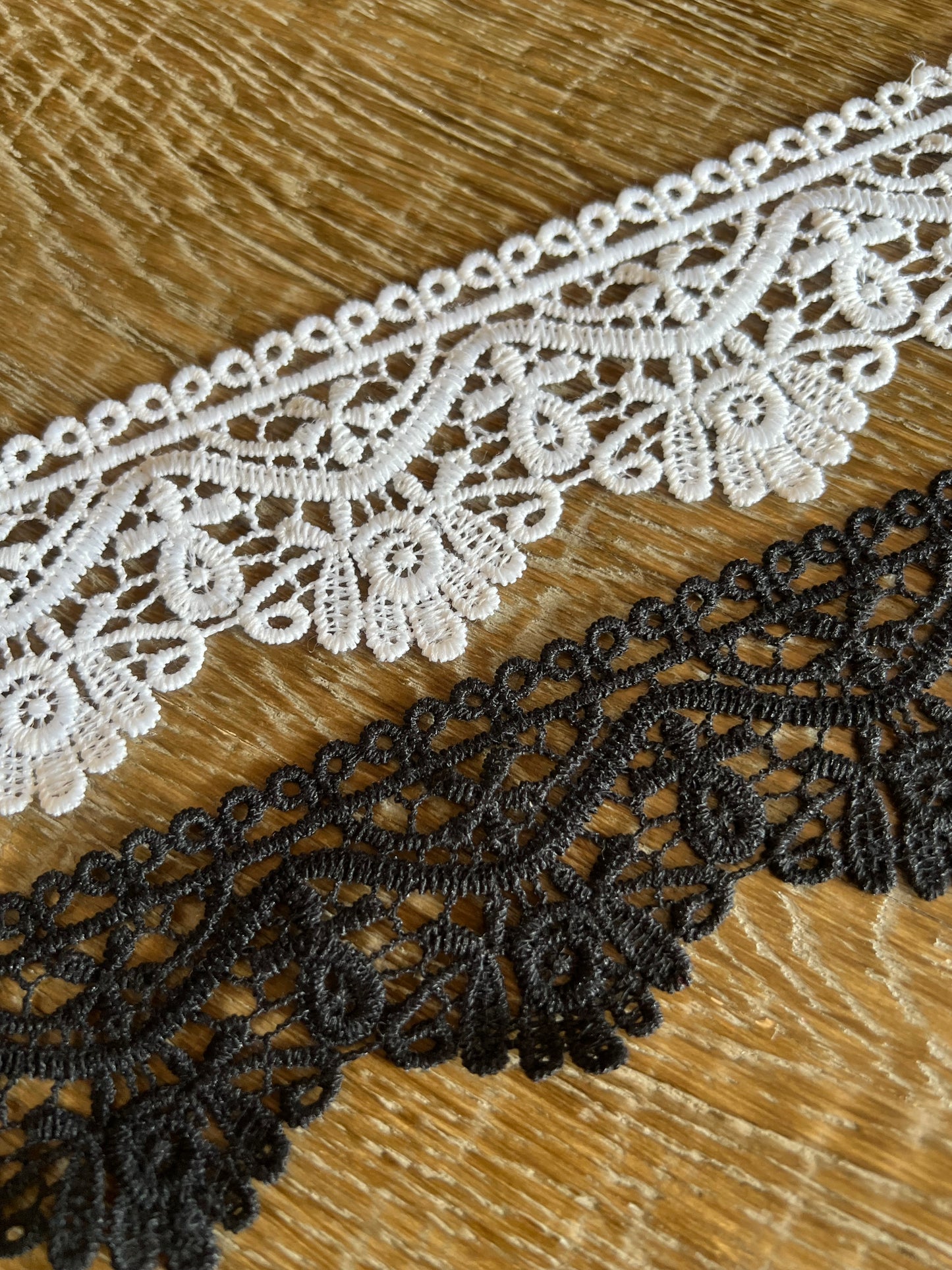 Crochet Effect Lace