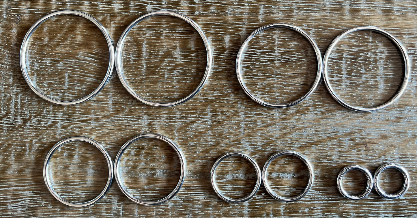 Solid Metal Hoop Ring Silver