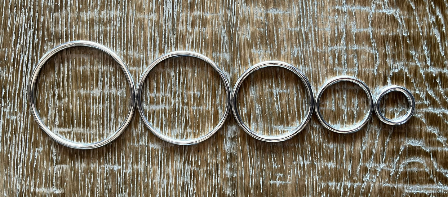 Solid Metal Hoop Ring Silver