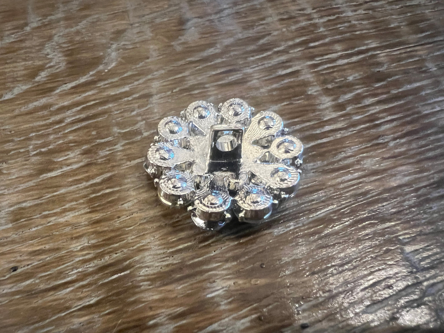 25mm Silver Diamante Jewel Shank Button (40L)