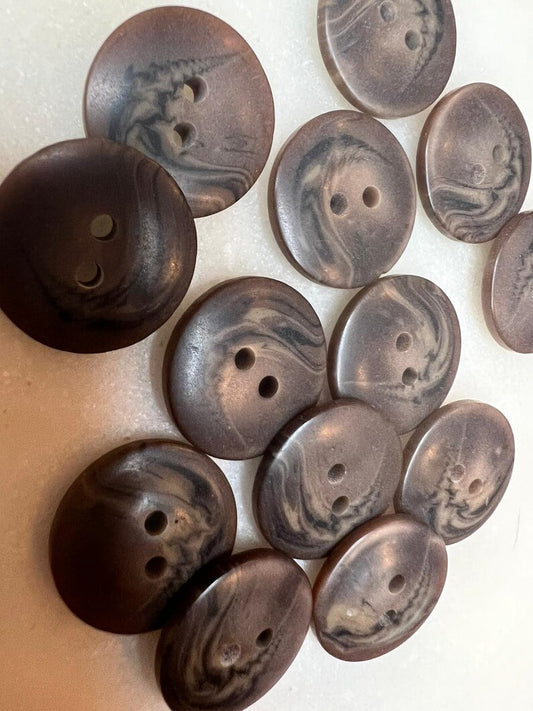 18mm Mottled Button (28L)