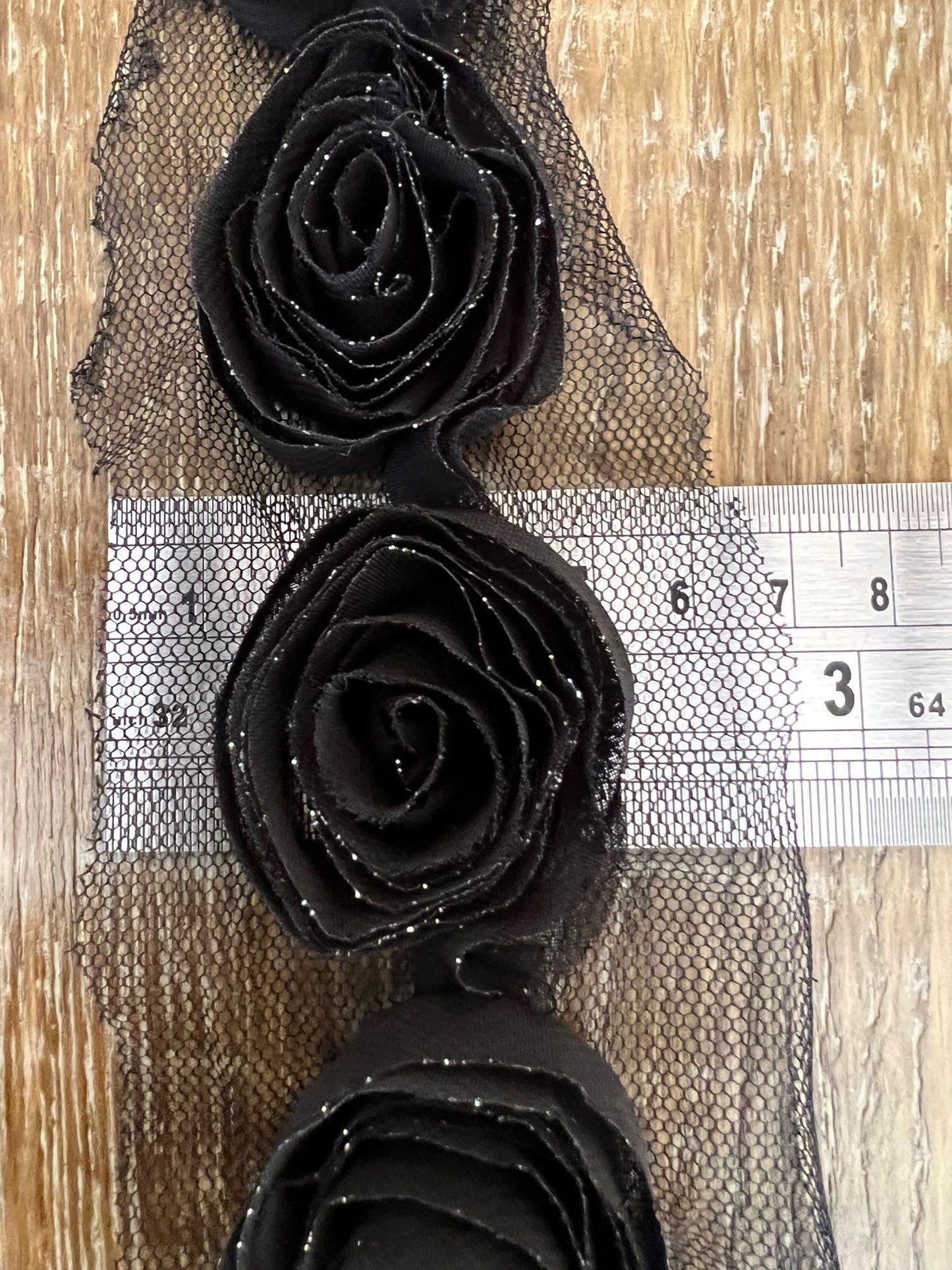 45mm Wide 3D Rose Tape with Lurex Edging