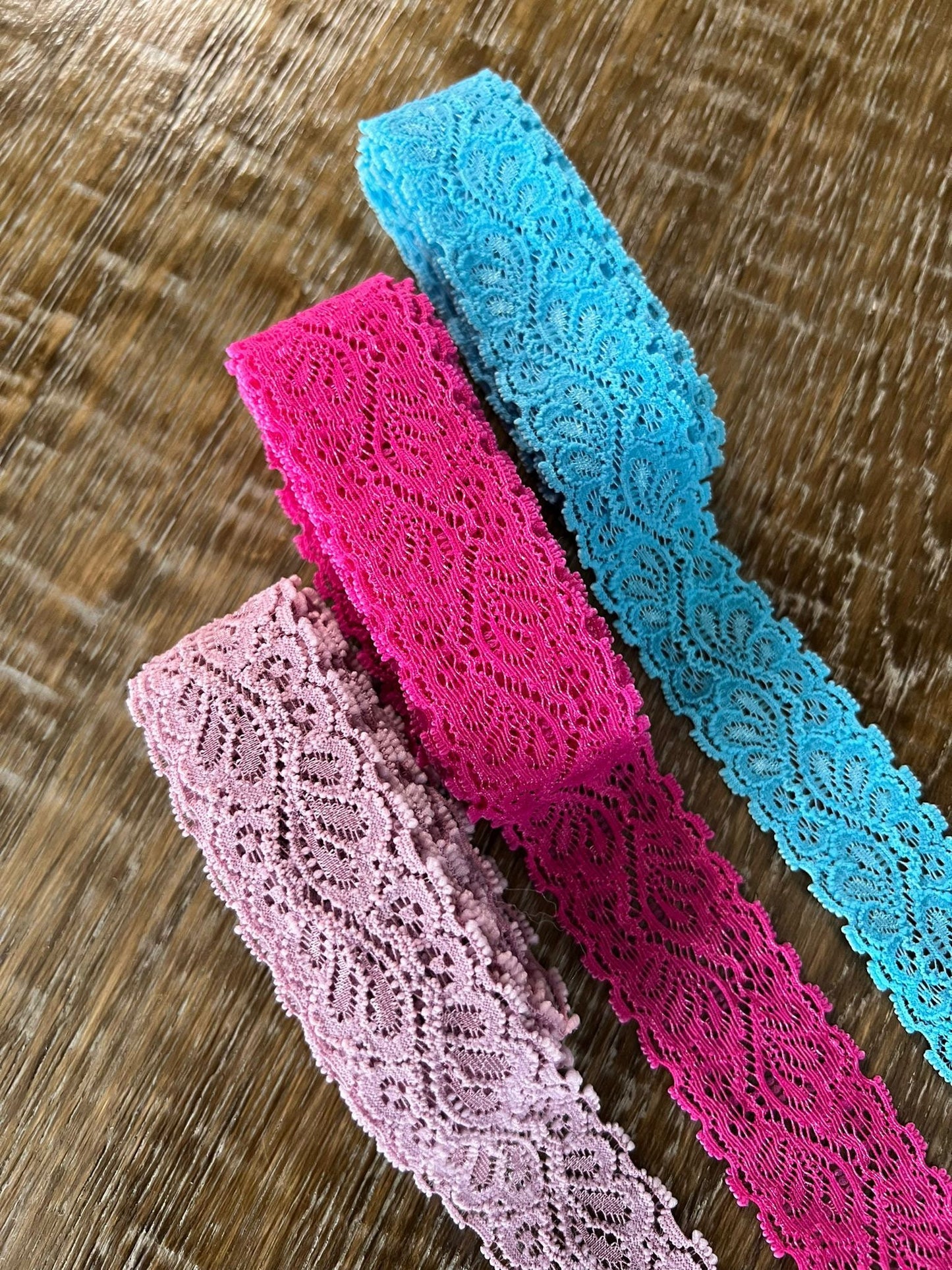 3cm Stretch Lace, 3 Colours