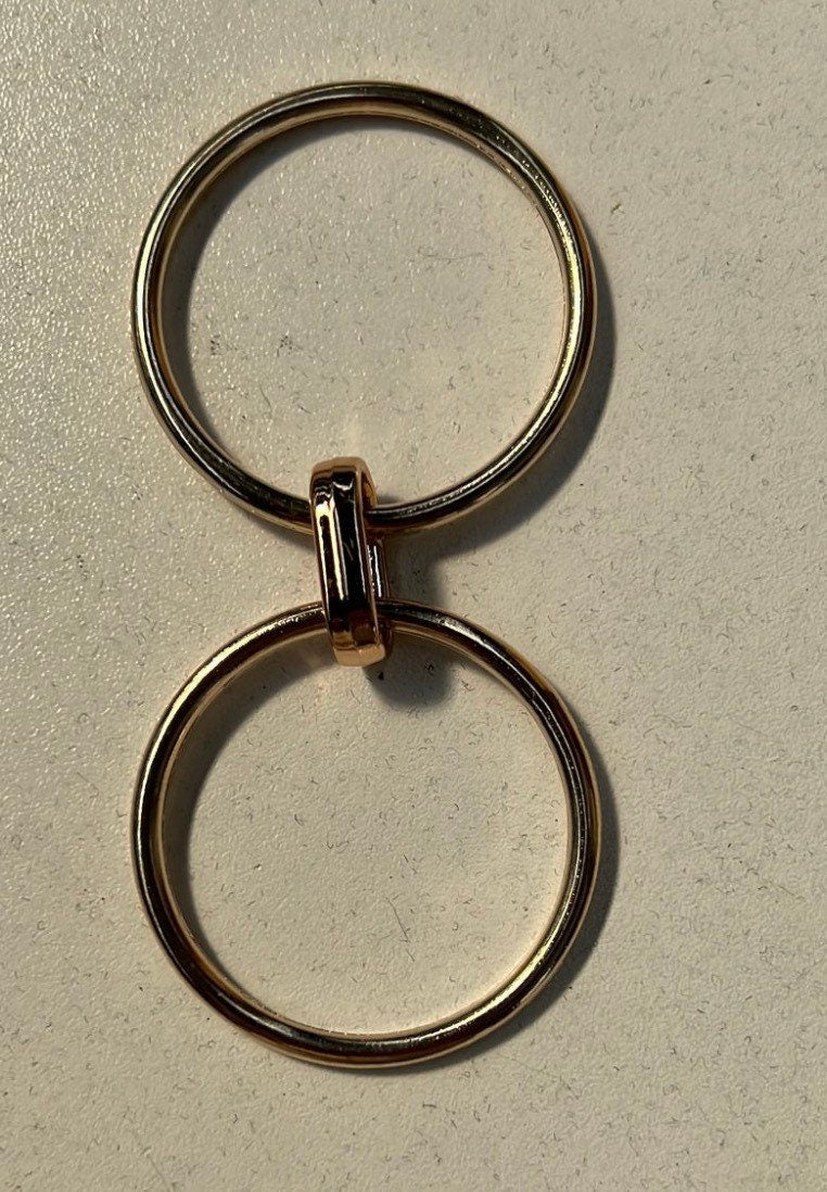 Connected Gold Rings