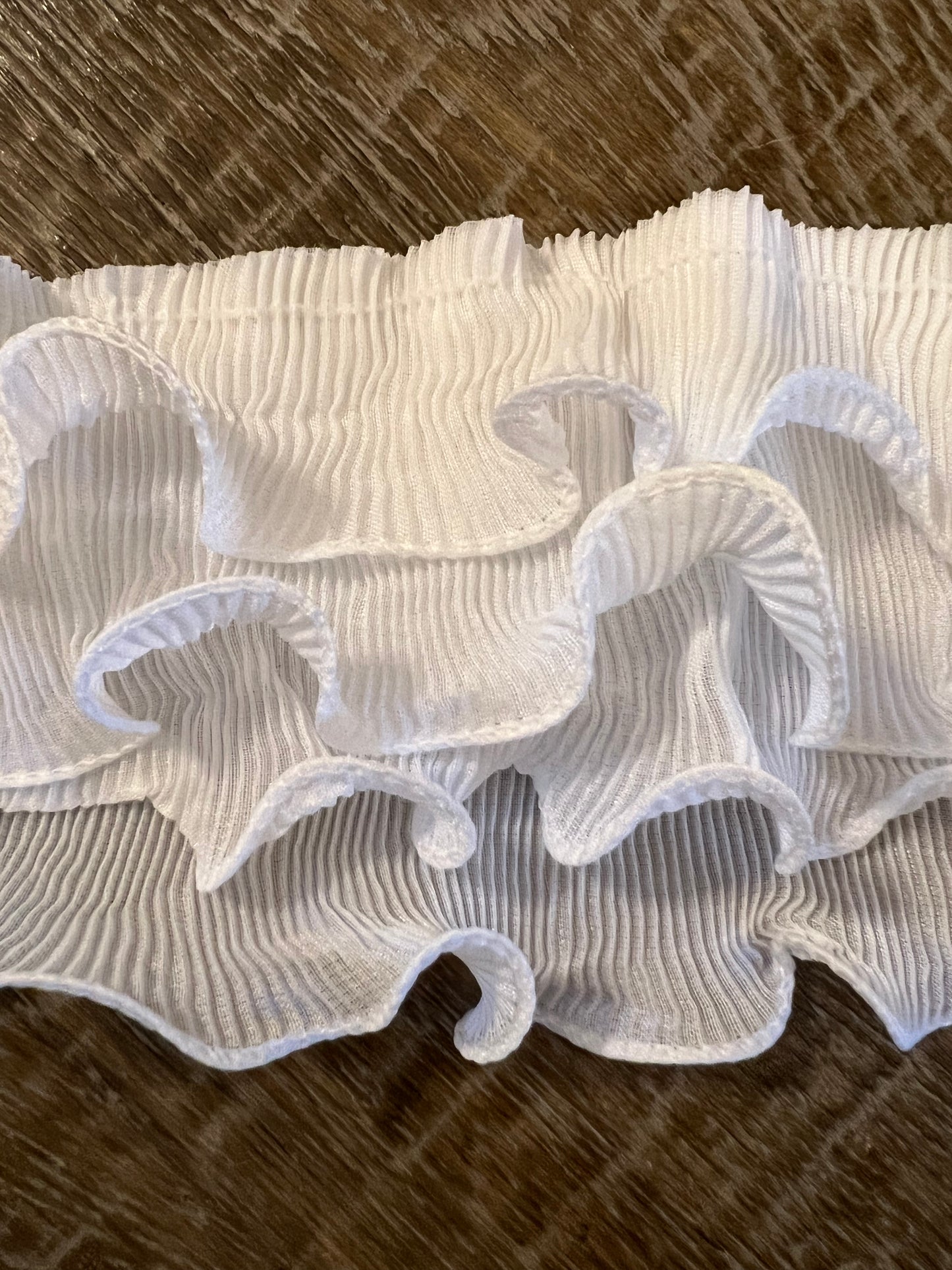 Pleated Ruffle Trim Ivory